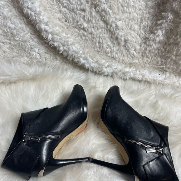 Michael Kors Kendra leather black ankle heels boots peep toe side zipper SZ8M - Picture 6 of 12